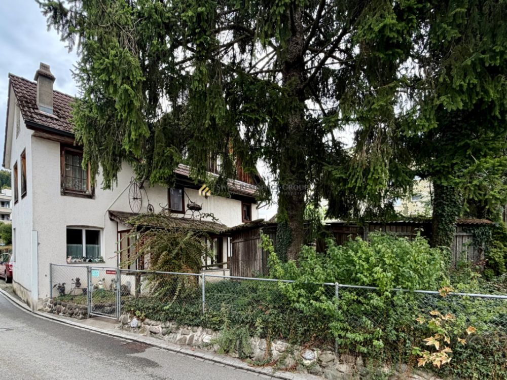 Einzigartige Investitionschance an bester Lage: 10-Zimmer-Bauernhaus - Bild 3