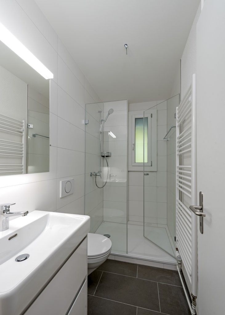ERSTVERMIETUNG nach Totalsanierung - Badezimmer