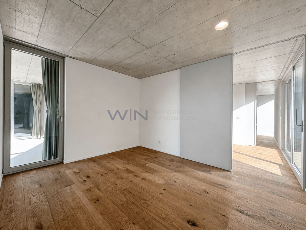 Designvollendet bis ins Detail - Schlafzimmer mit Balkonzugang