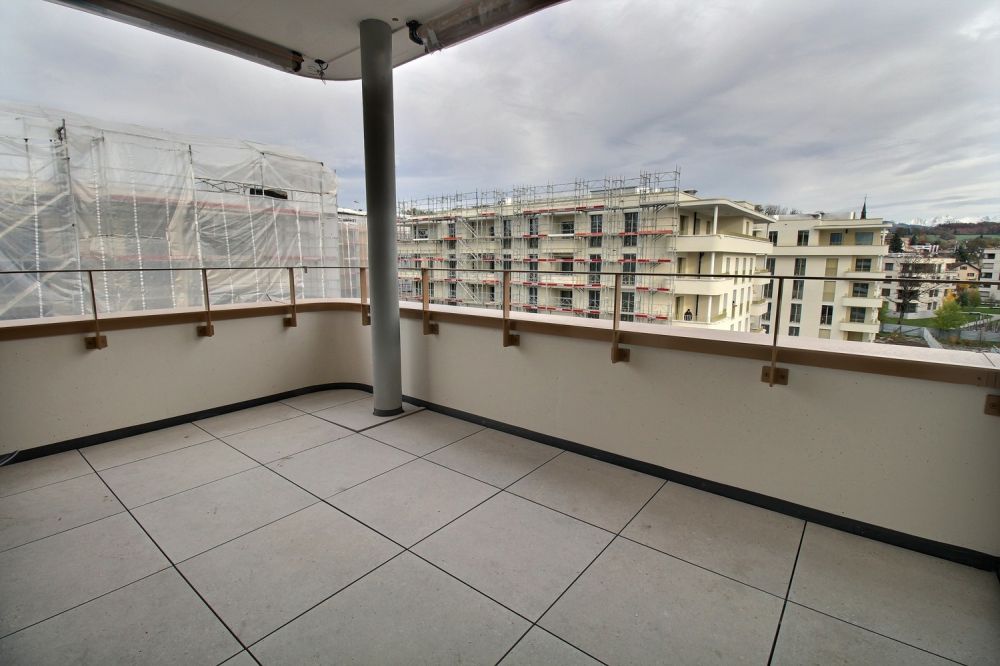 Appartement neuf de 4.5 pièces en attique ! - Balcon