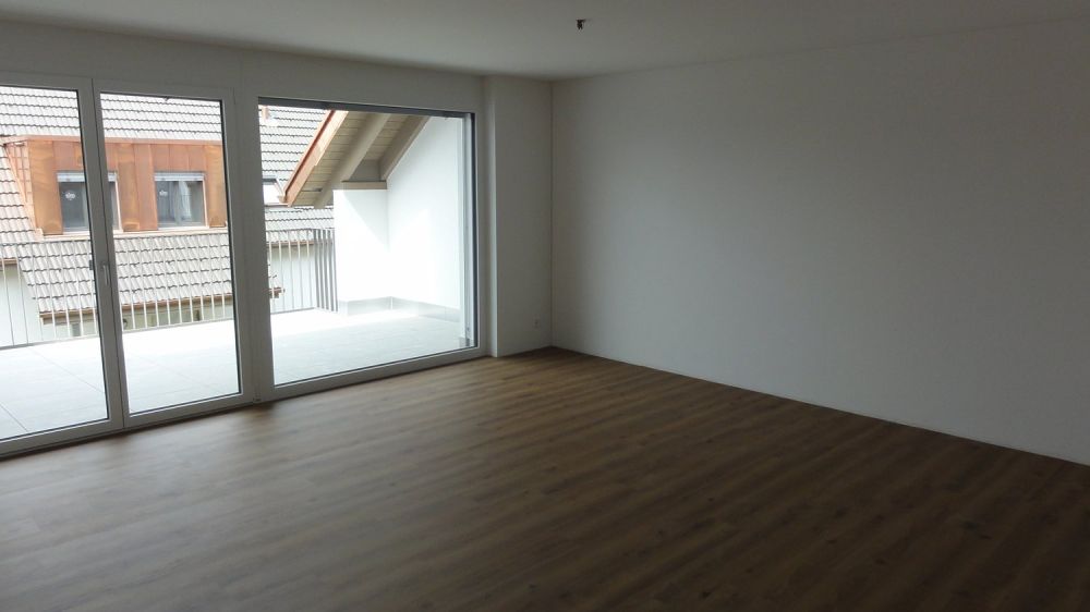 Zu vermieten (Erstvermietung) grosszügige 3,5 Zimmer - Wohnung mit grossem Balkon - Bild 4