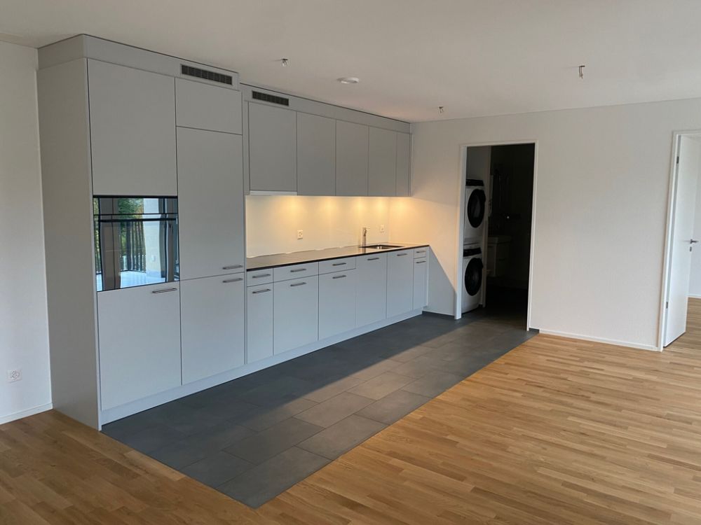 Wohnen in idyllischer Umgebung in der neuen Überbauung "Heideblick" - Kueche.jpg