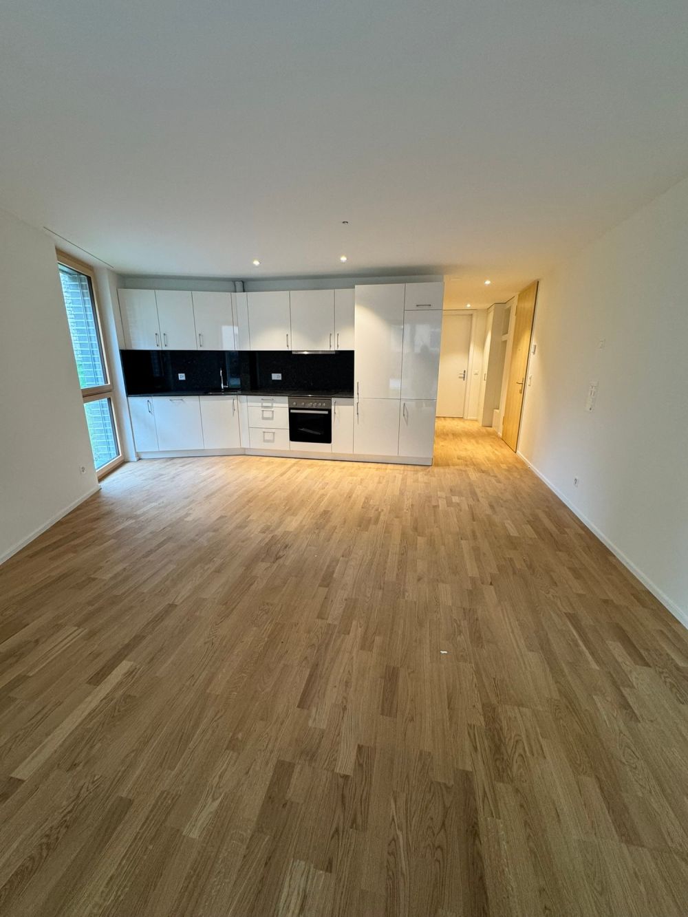 Erstvermietung: Moderne, offene Wohnung im Zentrum - Bild 4