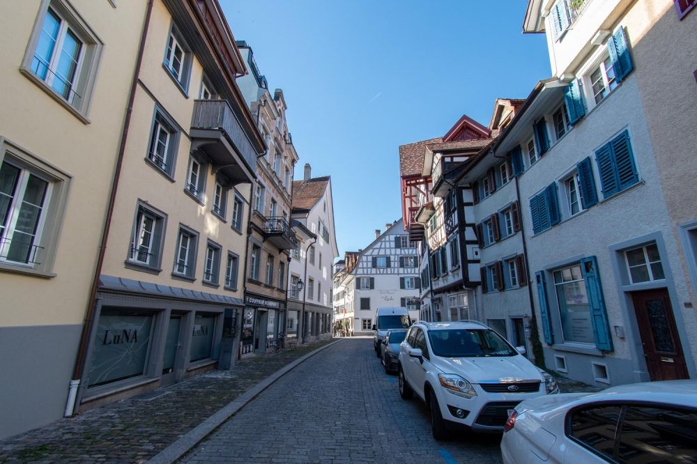 Helle 1.5 Zimmer-Wohnung mit Balkon in der Altstadt - Bild 13