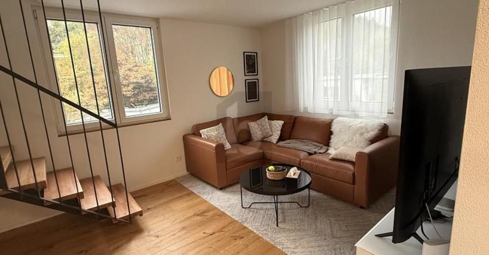 NEUBAU! LICHTDURCHFLUTET AUF ZWEI ETAGEN! - Appartement meublé 5.5 pièces - image - 2