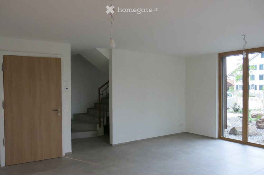 Modernes 4.5-Zimmer-Wohnung, bzw.  EFH  in Nänikon, Uster – Erstbezug ab sofort - Bild 6