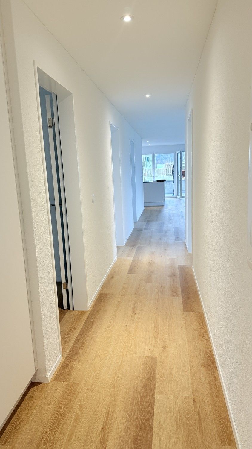 Erstvermietung an ruhiger uns sonniger Lage mit grossem Balkon - Bild 10