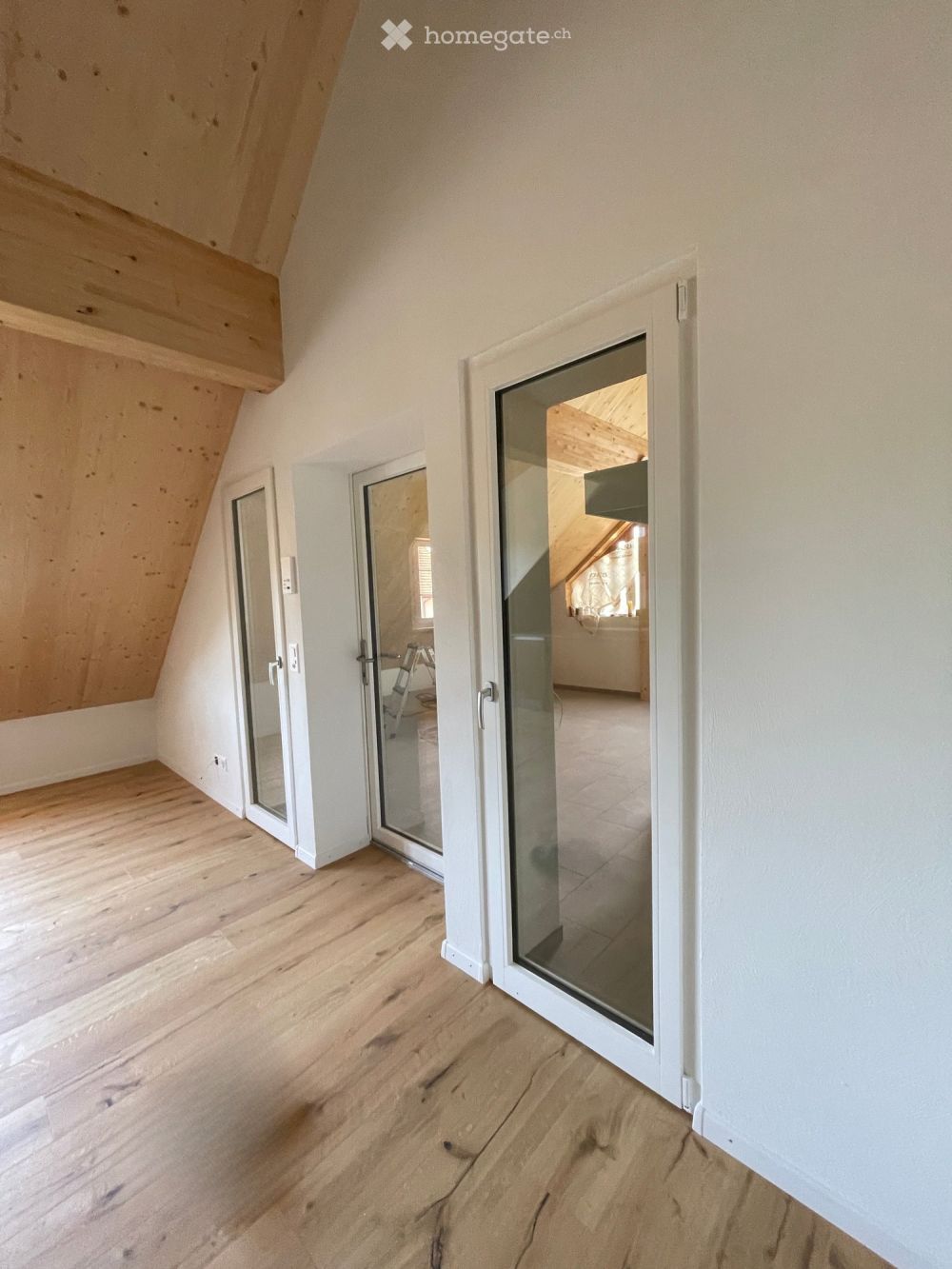 Charmante 3.5-Zimmer-Dachwohnung im Neubau in Siblingen - Bild 3