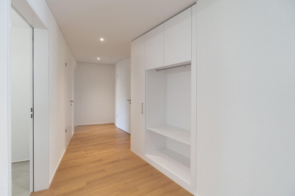 Neubauwohnung mit traumhafter Aussicht ins Grüne! - Bild 4