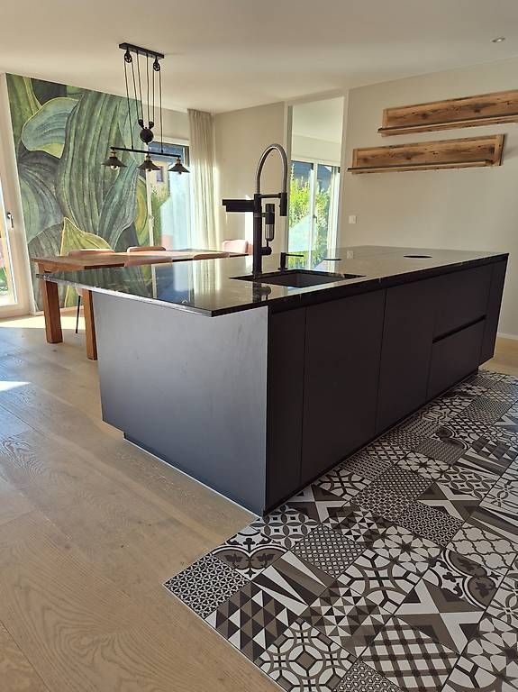 Attraktive 5.5-Zimmer Gartenwohnung (Neubau 2022) mit grosszügigem Sitzplatz und Garten - Bild 8