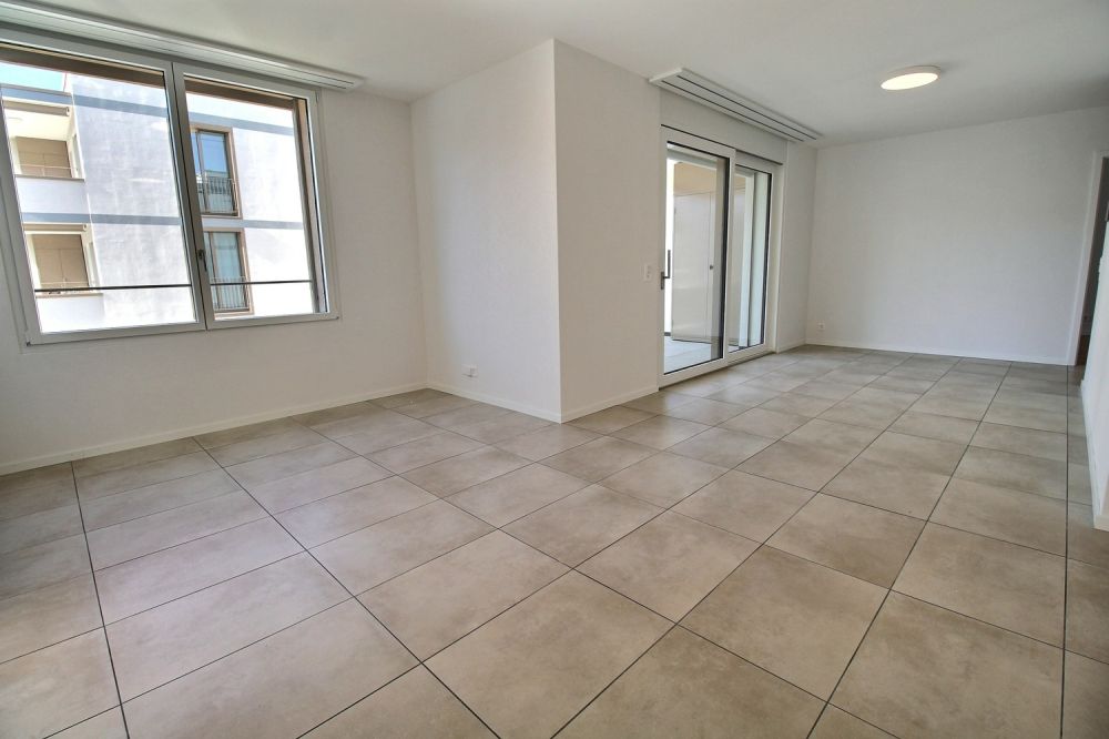 Magnifique appartement neuf de 4.5 pièces à louer à Marly - Séjour 2
