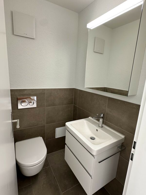 Erstvermietung nach Komplettsanierung - Sep. WC