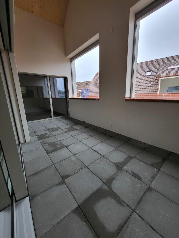 OBSTGARTEN WÜRENLINGEN - Grosszügige 2.5-Zimmer-Dachwohnung - Bild 7