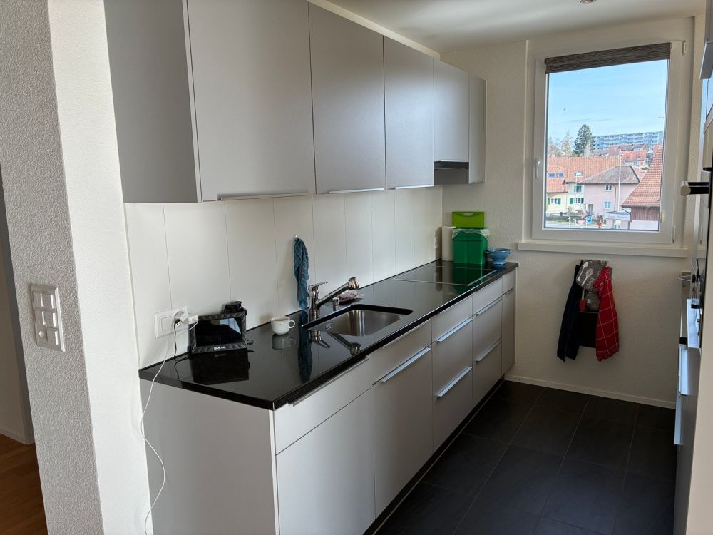 3½ ZIMMER-DACHWOHNUNG IN KERZERS (FR), MÖBLIERT, TEMPORÄR - Bild 3