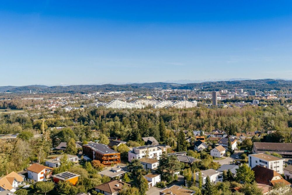 Erstbezug mit Garten - stilvolle 3.5-Zimmer-Wohnung in Rombach - Bild 2