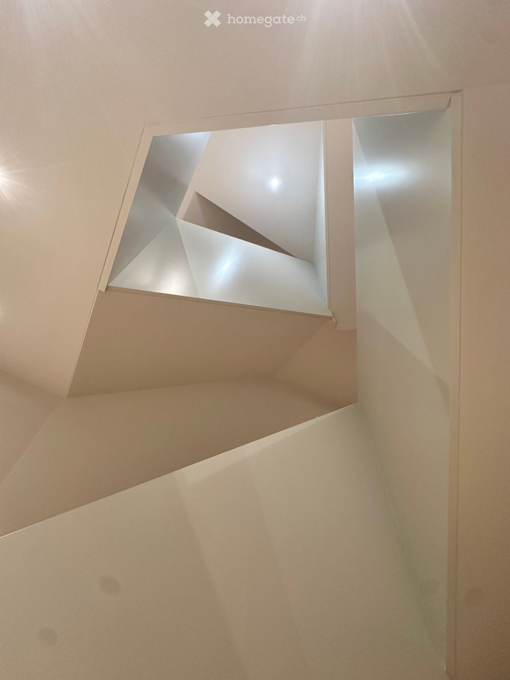 Exklusive 7-Zimmer-Attikawohnung in Binningen - Neubau mit Minergie P-Standard - Bild 8