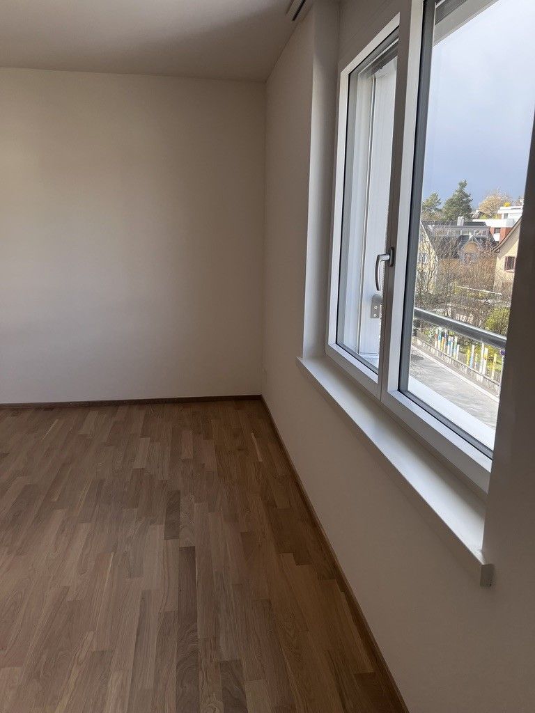Erstbezug: Moderne 4.5-Zimmer-Wohnung an zentraler und ruhiger Lage in Bülach - Bild 8
