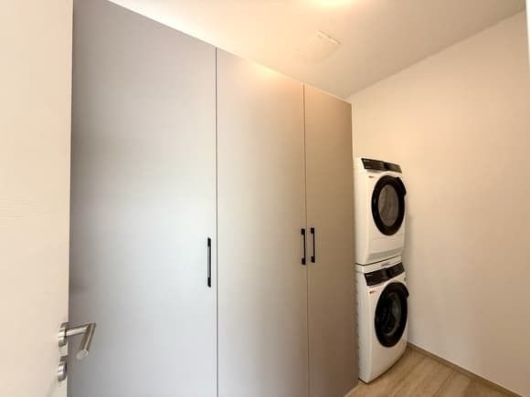 Erstvermietung: Moderne 4.5-Zimmer-Neubau-Wohnung mit Terrasse und schöner Aussicht in Trimbach - Bild 10