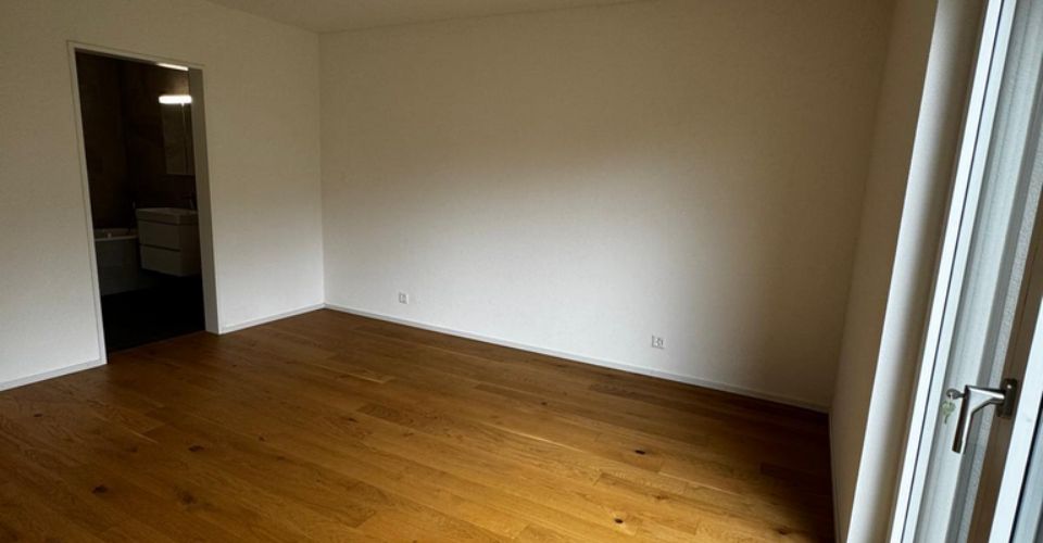 Moderne 4.5 Zimmer-Wohnung - Jetzt mit 1 Monat mietzinsfrei! - Appartement 4.5 pièces - image - 7
