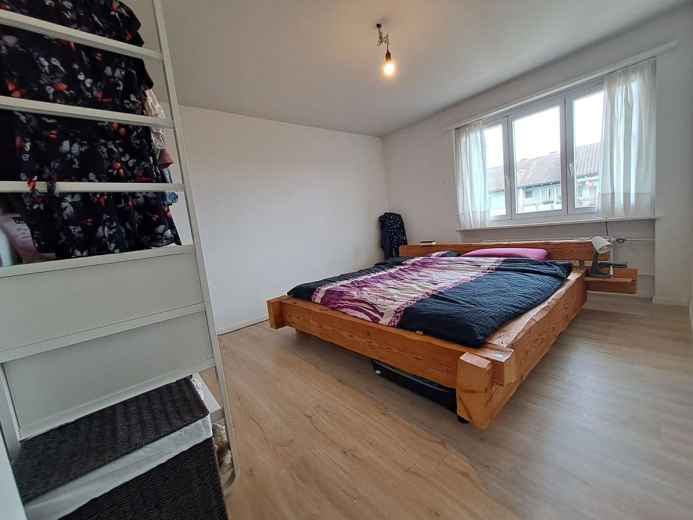 Gemütliche 3-Zi. Wohnung in Rapperswil-Jona - 20260125_112539