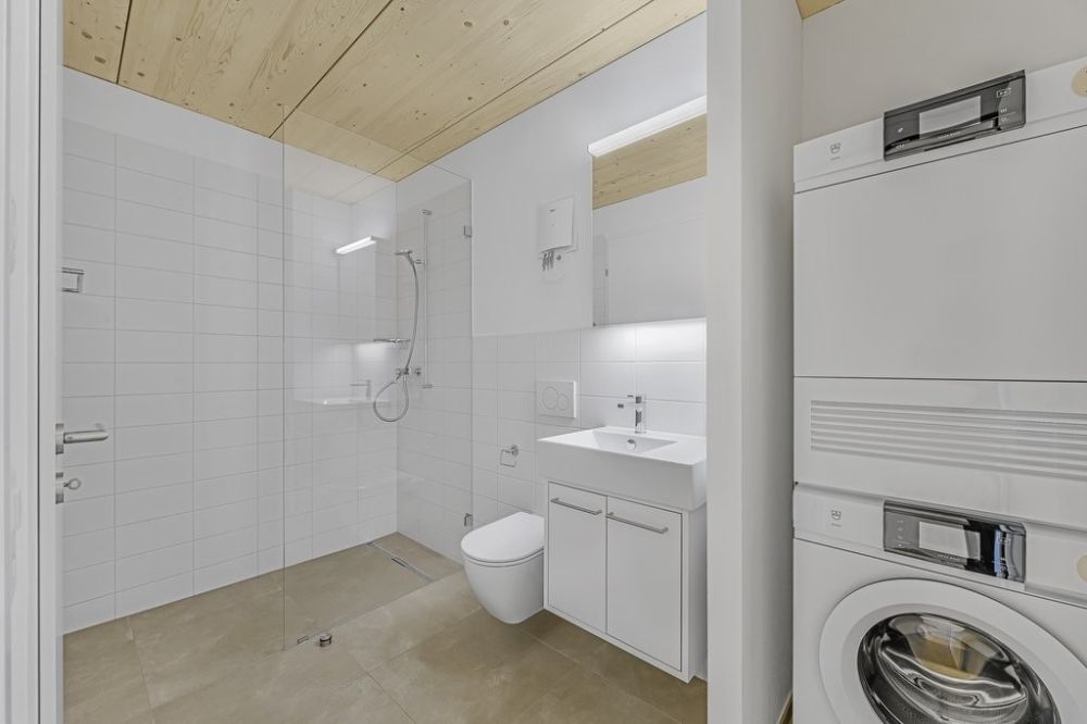 Moderne 2-Zimmerwohnung in Unterengstringen! - Badezimmer