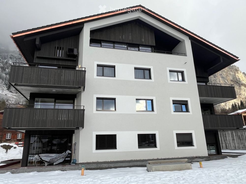 Neue helle Wohnung in Trin Mulin - Bild 1