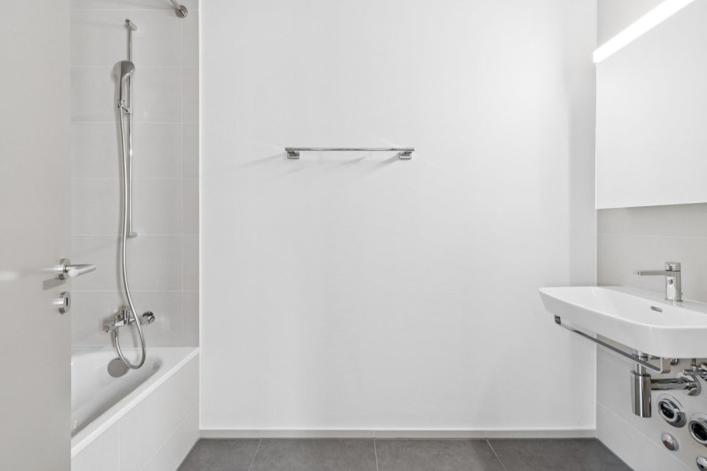 Familienfreundlich und mit viel Charme. Hier wächst Leben. - Badezimmer