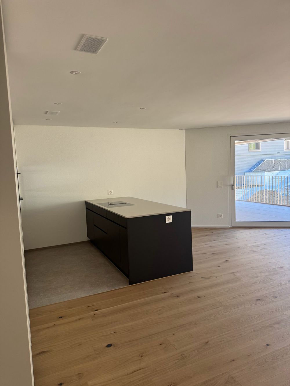 Erstbezug 5.5 Zimmer-Wohnung in neuer Überbauung Roggächer Nord - Bild 11