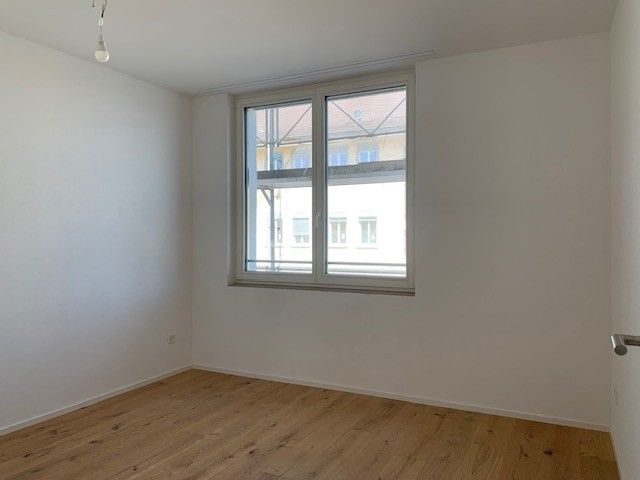 hochwertige 3.5-Zimmer-Neubauwohnung direkt beim Bahnhof - Bild 6