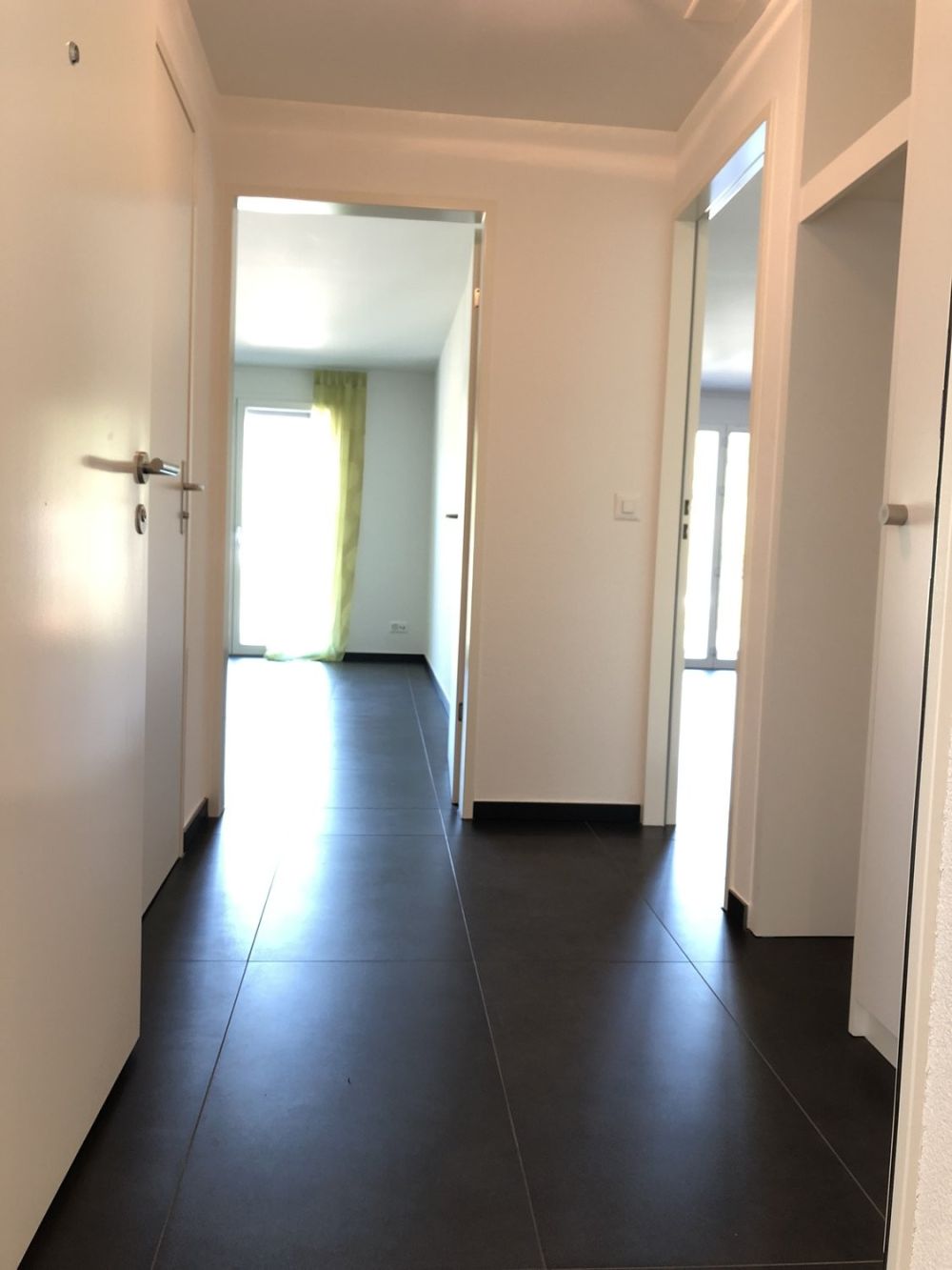 Moderne Wohnung an top Lage mit wunderschöner Aussicht - 08