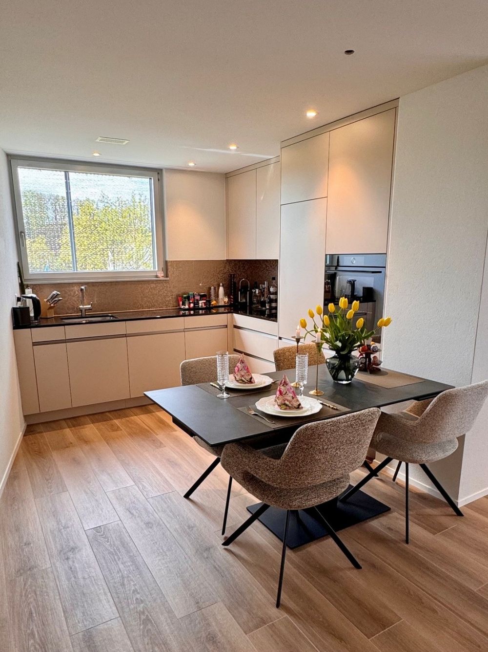 Moderne 3.5-Zimmer-Wohnung im Neubau - Bild 1