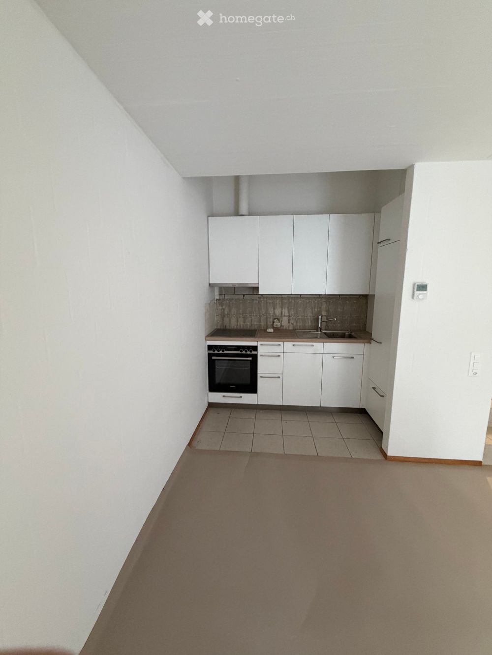 Charmante 2.5-Zimmer Maisonettewohnung mit Balkon an zentraler Lage in Hinwil - Bild 4