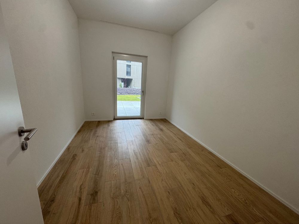 05583 - Appart. 3½ PCES - IMP. CHAMP-RIOND 8 - MATRAN - Bild 3