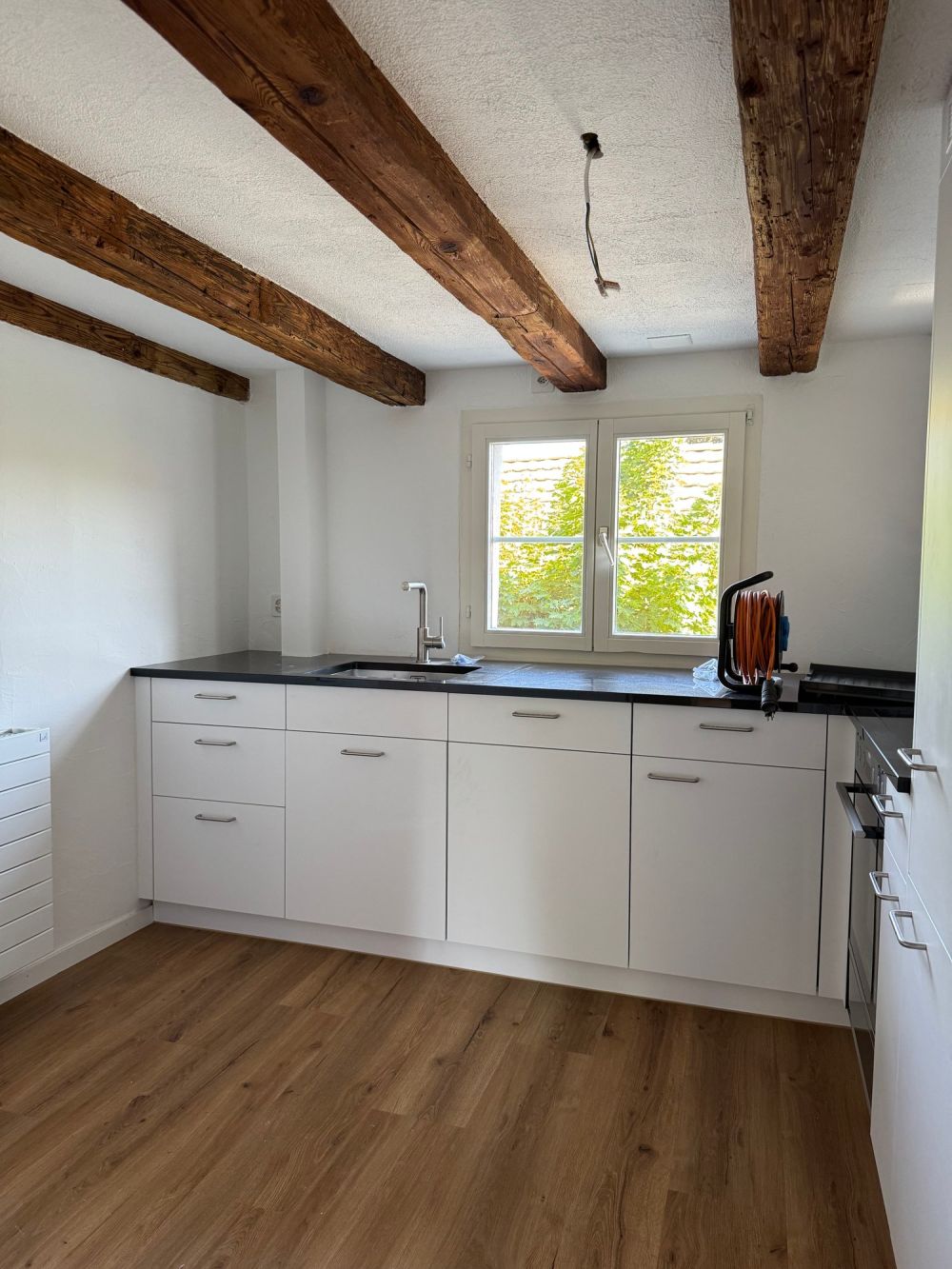 Erstbezug nach Renovation - 3 Zimmerwohnung an ruhiger Lage - Bild 2