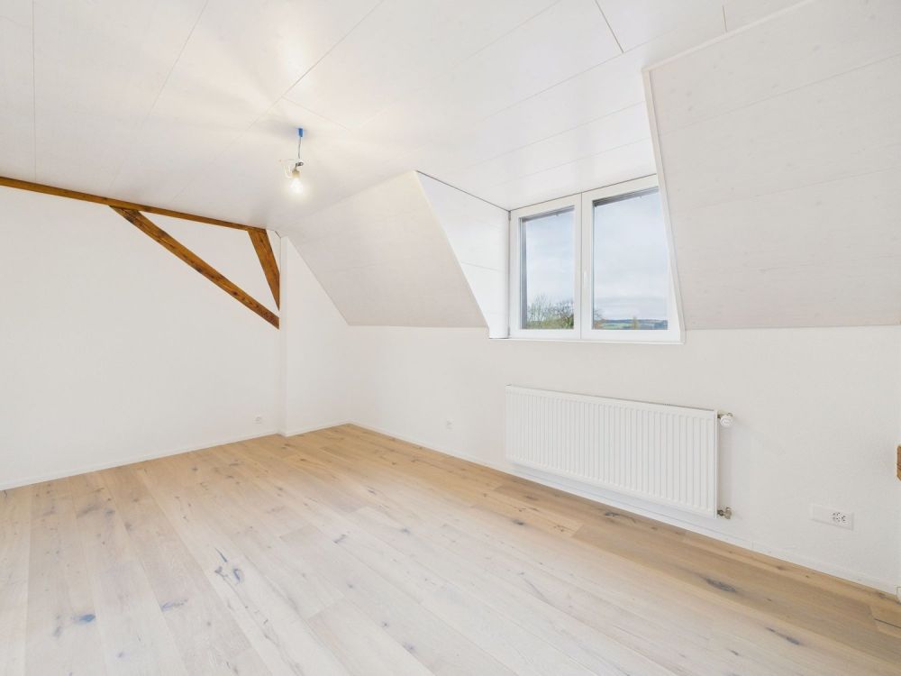 Exklusive 6.5-Zimmer Maisonette-Wohnung in Bettlach - Erstbezug nach Renovierung - Image 4