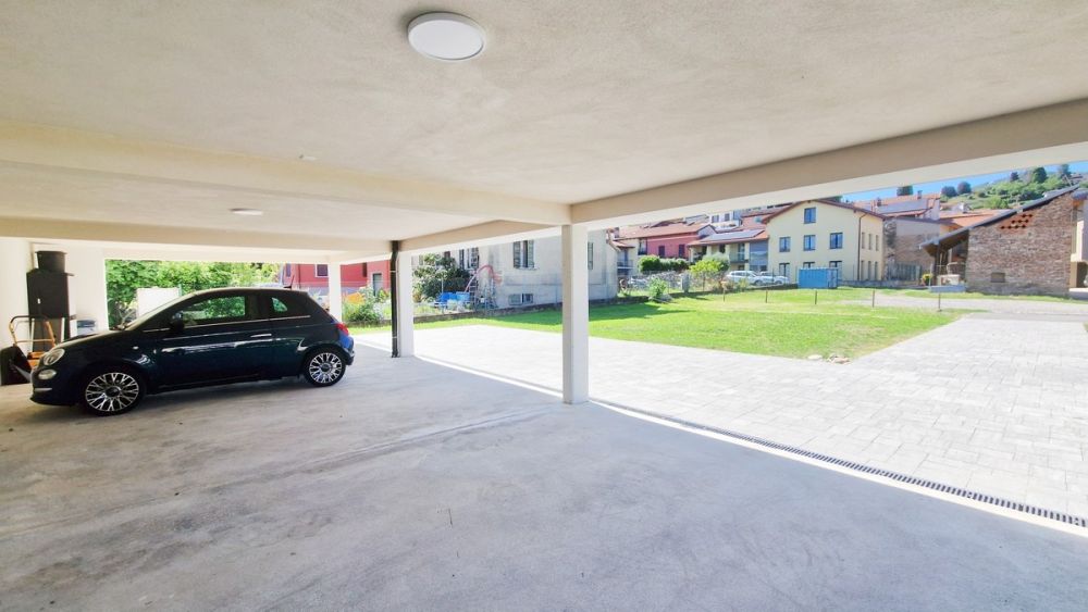Nuovo ampio 2,5 con balcone panoramico, perfetto anche a reddito. - Bild 7