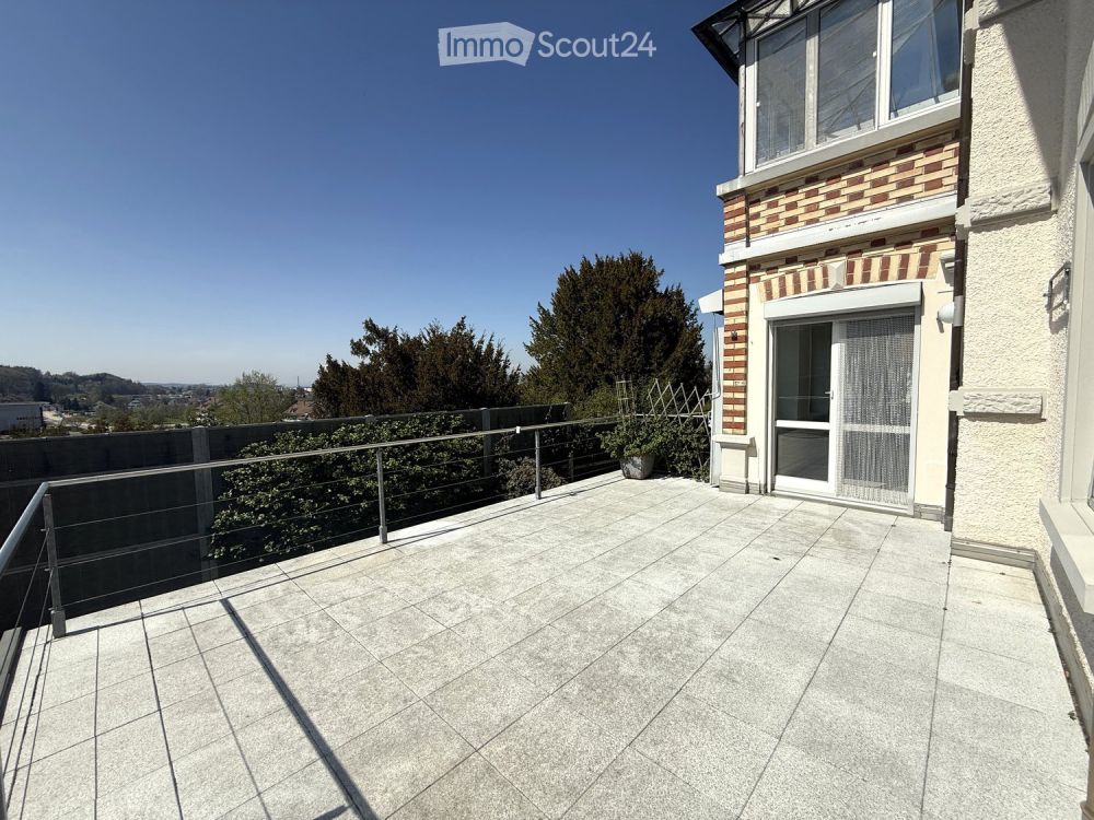 ERSTVERMIETUNG  |  exklusive 3.5-Zimmer-Wohnung mit grosser Terrasse an bester Lage - Bild 7