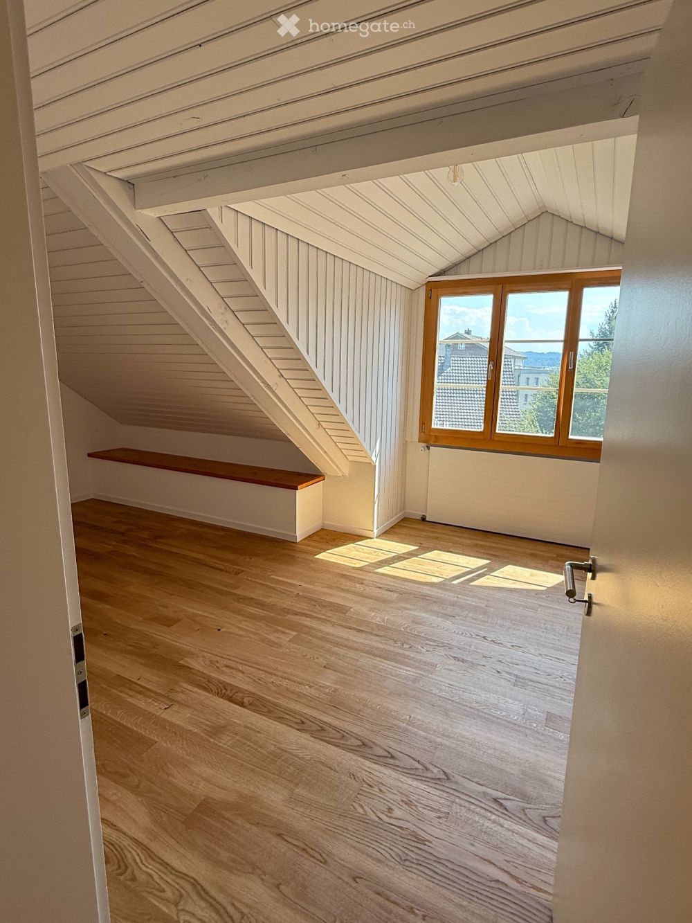 Frisch renovierte 3.5-Zimmer-Maisonettewohnung mit Balkon - Bild 5