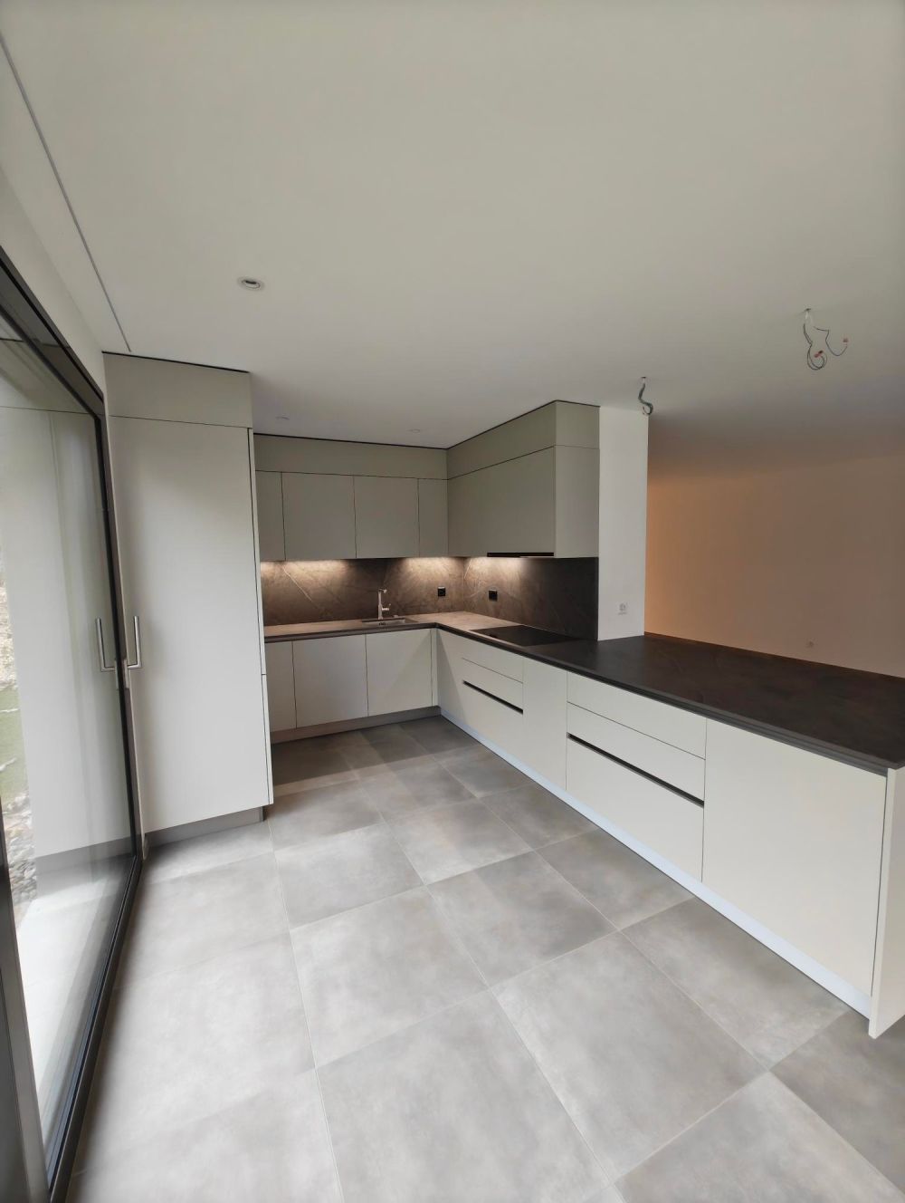 Moderno appartamento 4.5 locali a Lamone - Bild 4