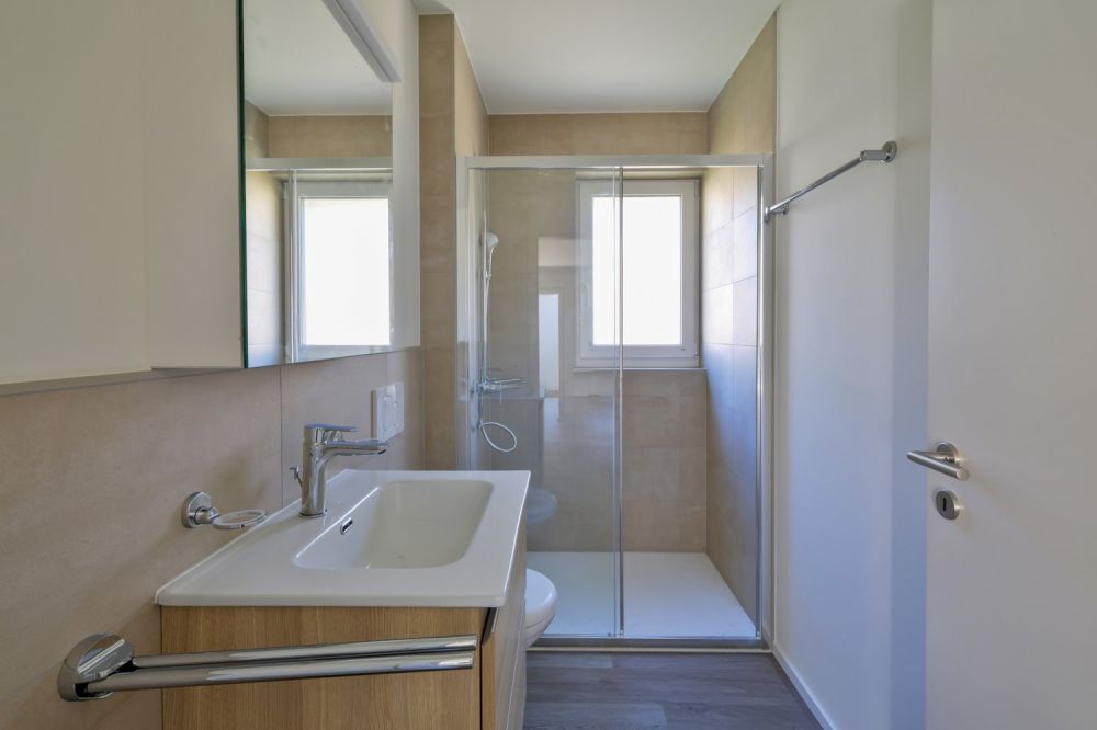 Moderno 4.5 locali con terrazza e lavaderia privata - Bild 4