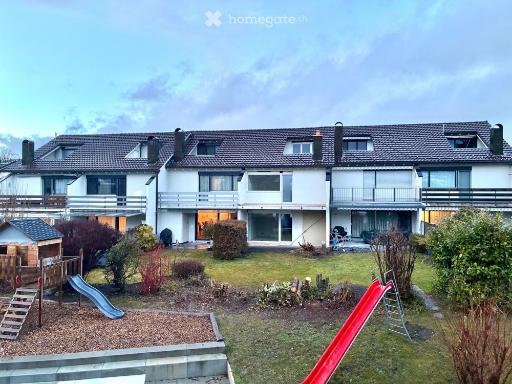 Neu renoviert: 5.5-Zimmer Reihenhaus im Lenggis - Bild 1