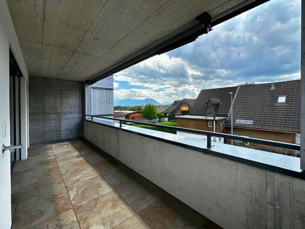 4.5 Zimmerwohnung im 2. OG - Balkon