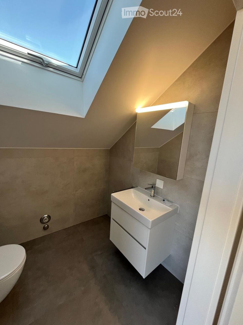 A louer – Appartement neuf de 6,5 pièces, 1er étage et combles - Bild 9