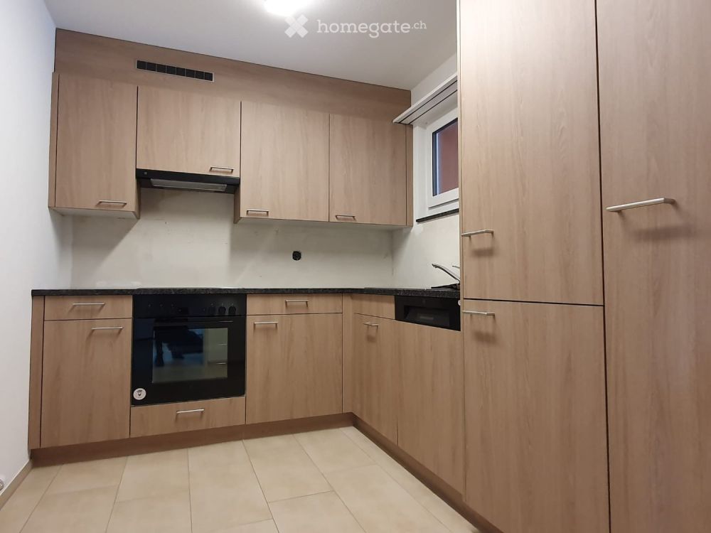 Moderne und sonnige Wohnung in Ennenda mit Balkon und Lift / Erstvermietung nach Renovation - Bild 4