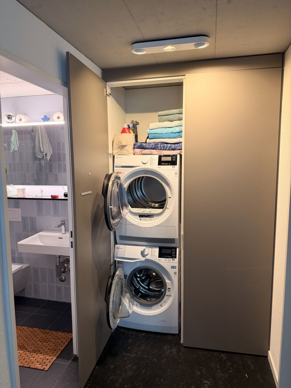 Moderne 2.5 Zimmer Erdgeschoss Wohnung - Bild 5