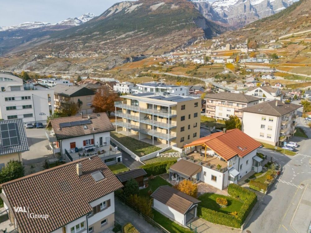 Grossräumige 2.5 Zimmer Wohnung mit grosszügiger Gartenfläche - Bild 1