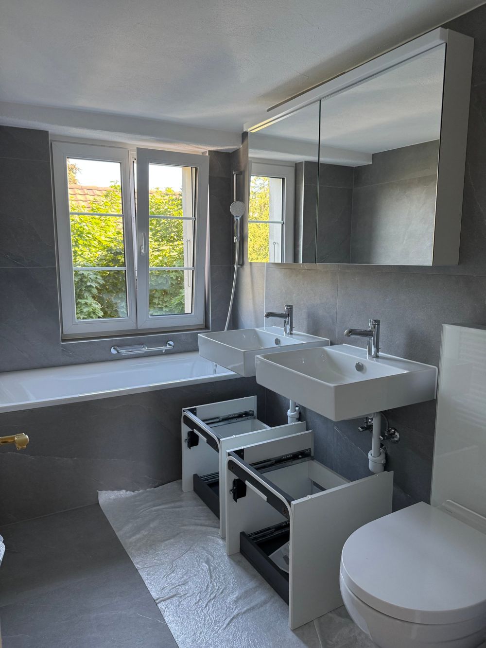Erstbezug nach Renovation - 3 Zimmerwohnung an ruhiger Lage - Bild 3