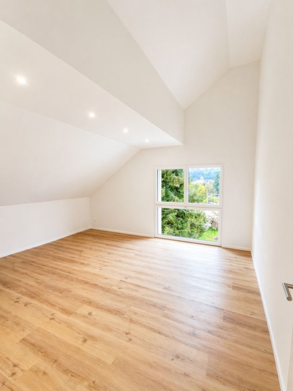 stilvolle Neubauwohnung im aufgestockten Geschoss - Bild 4