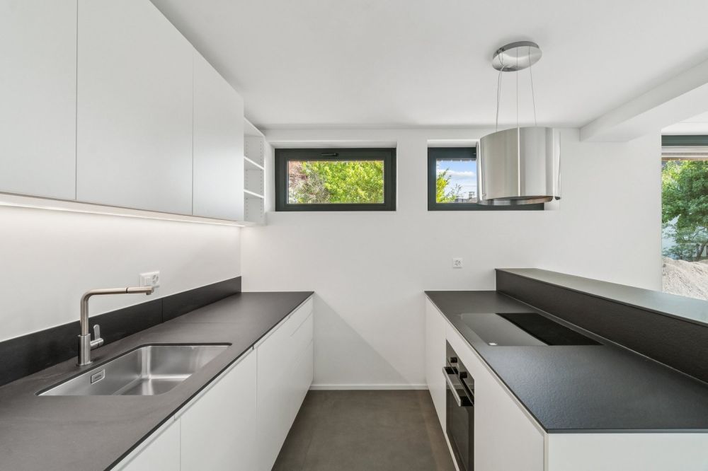 Exklusive 3.5-Zimmer-Souterrainwohnung mit privatem Garten - Bild 5