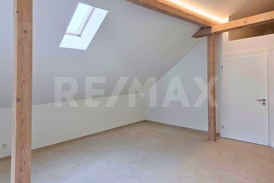 Loft- Dachgeschoss-Wohnung an zentrale Lage in Altdorf UR, Erstvermietung - Bild 10